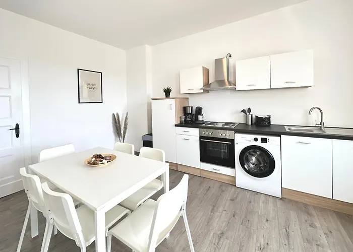 Monteurwohnung Mit Balkon