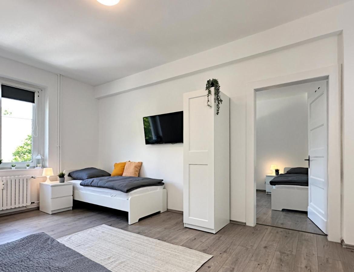 Monteurwohnung Mit Balkon Apartment