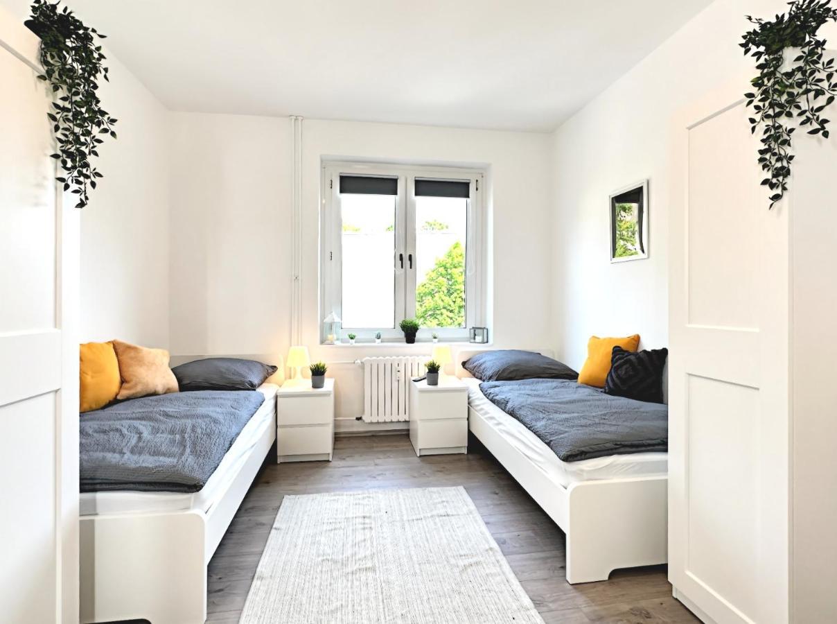 Apartment Monteurwohnung Mit Balkon *